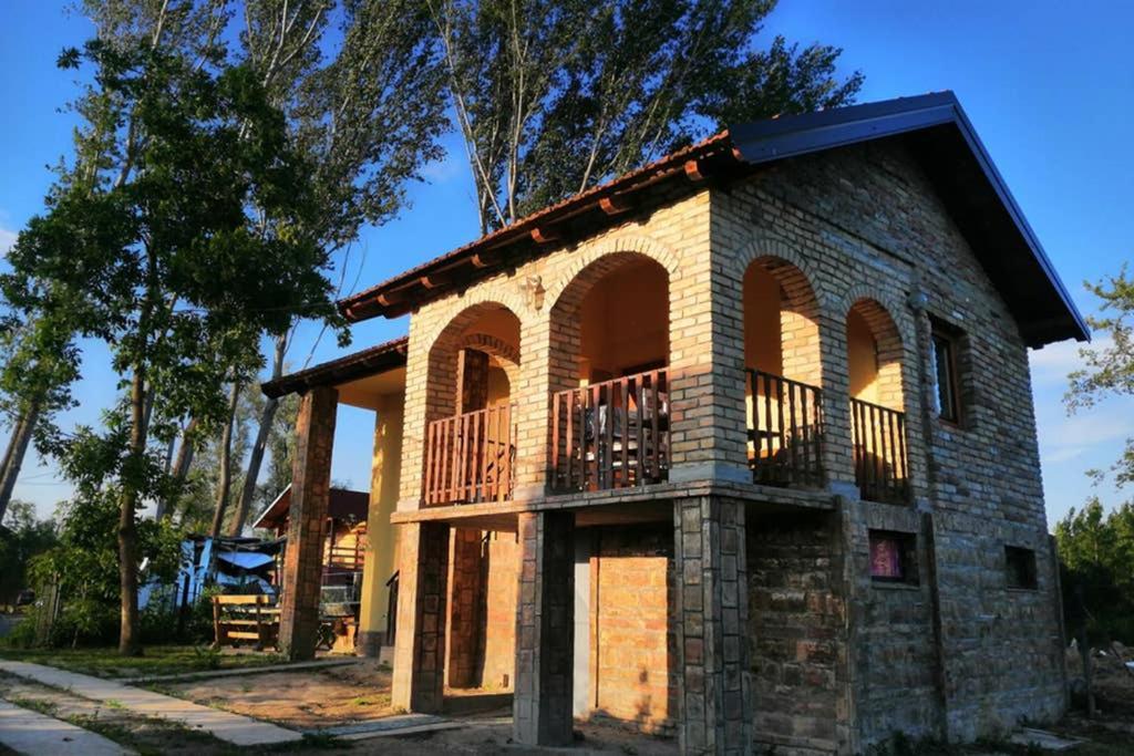Danube Fairy Villa Futog Ngoại thất bức ảnh